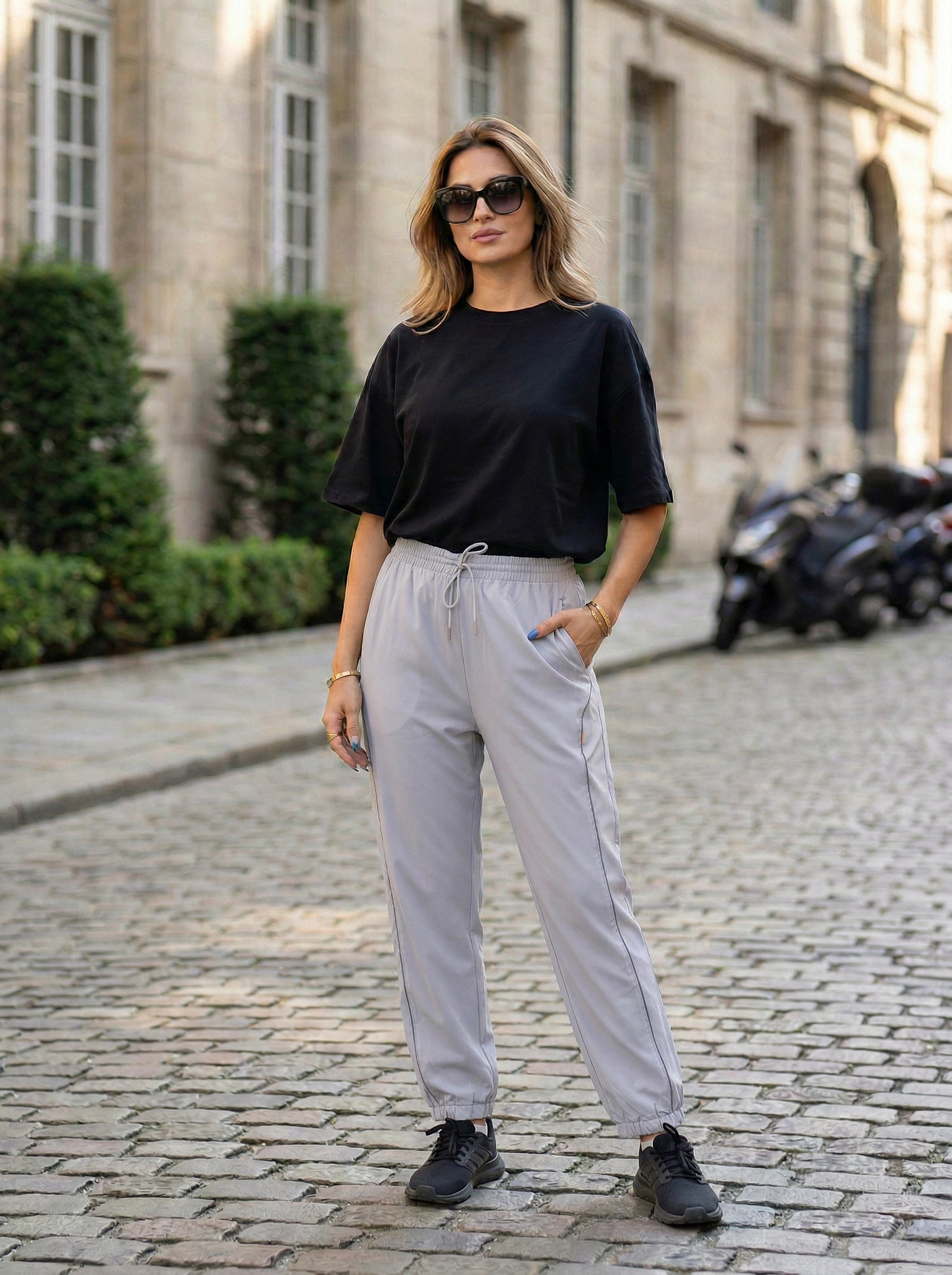 Elastic Drawstring Tapered Pants