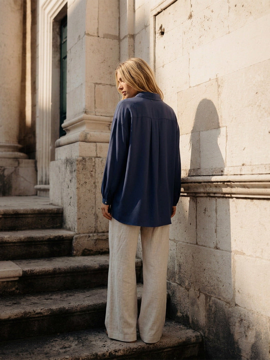 Women's Relaxed Fit Button-Down Shirt
