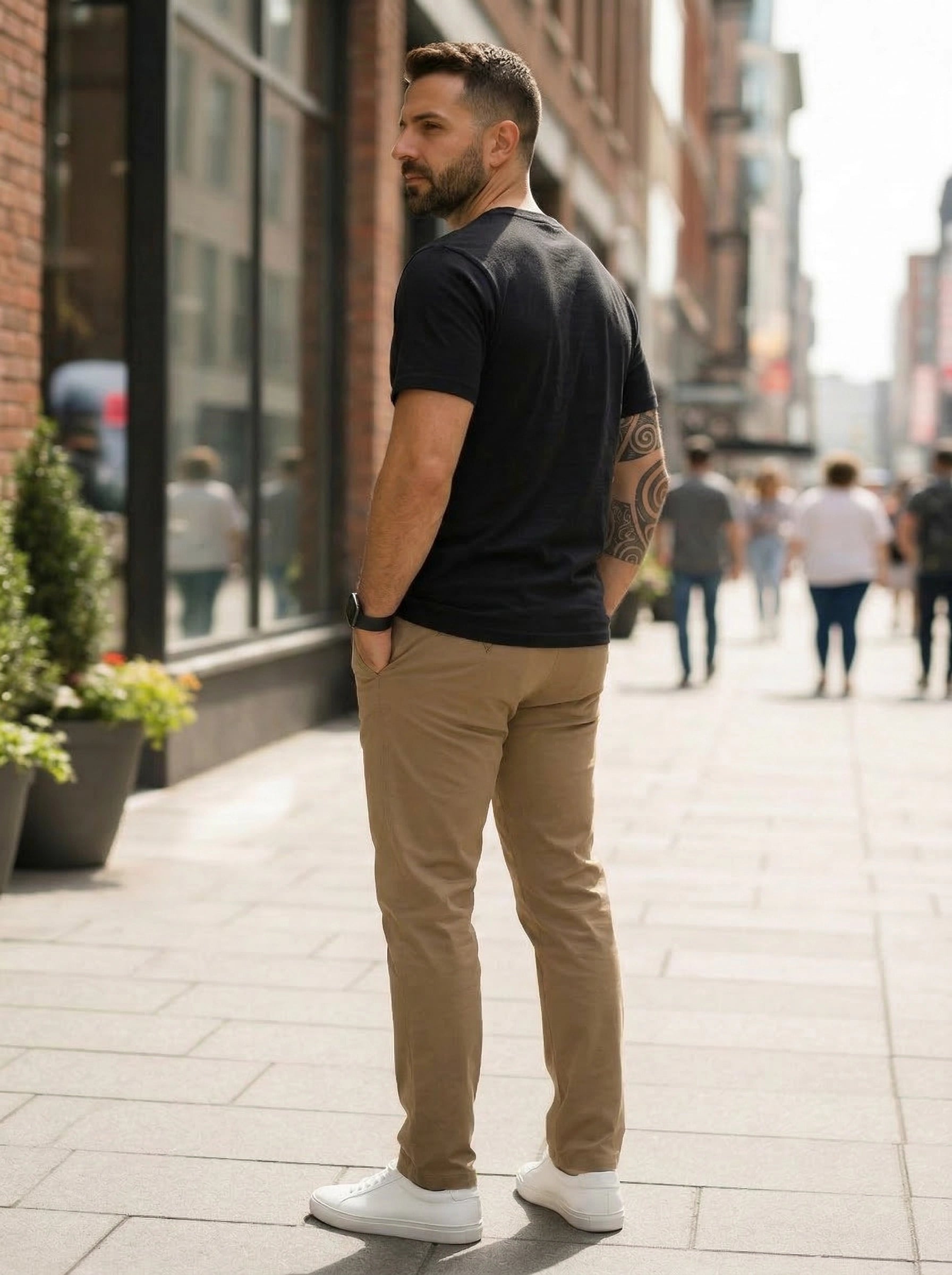 Men’s Embroidered Logo Crew Neck T-Shirt