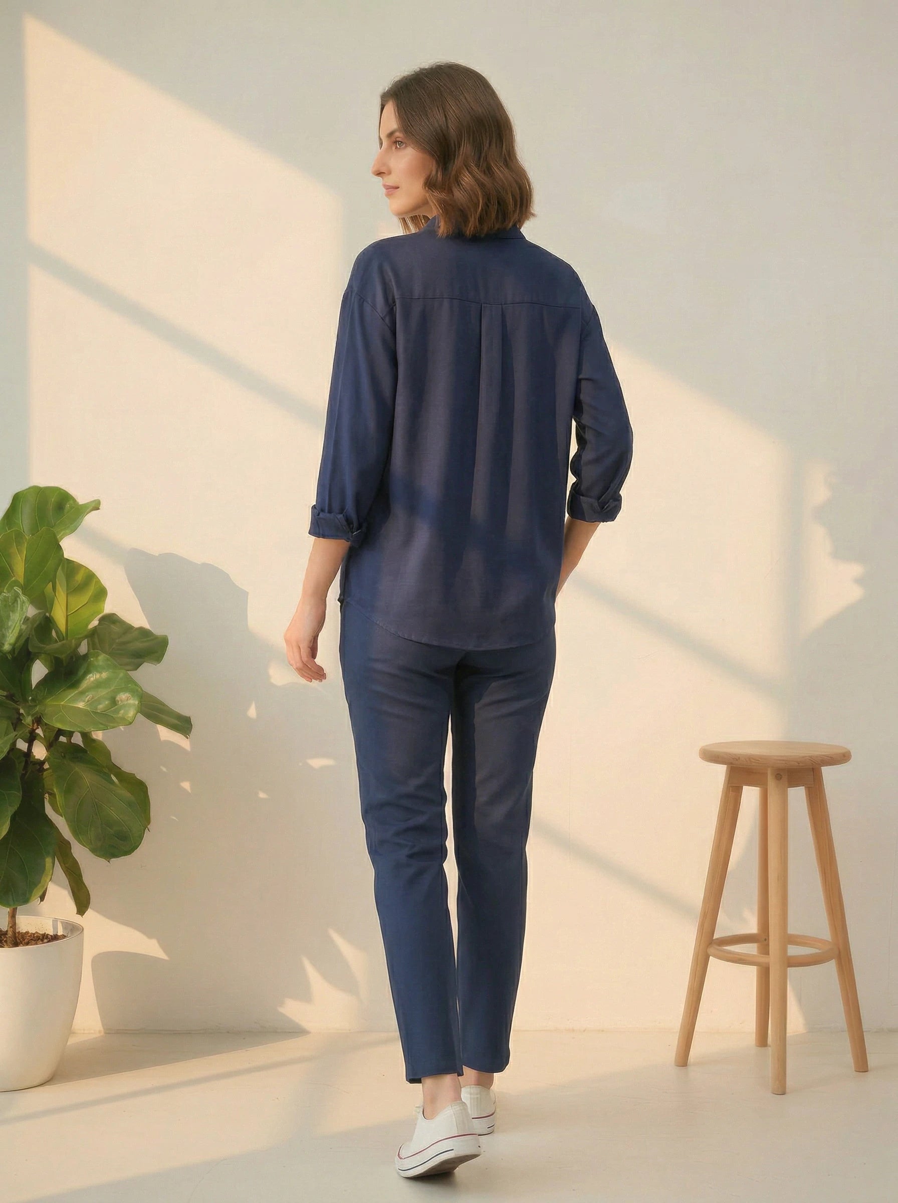 Women's Relaxed Fit Button-Down Shirt