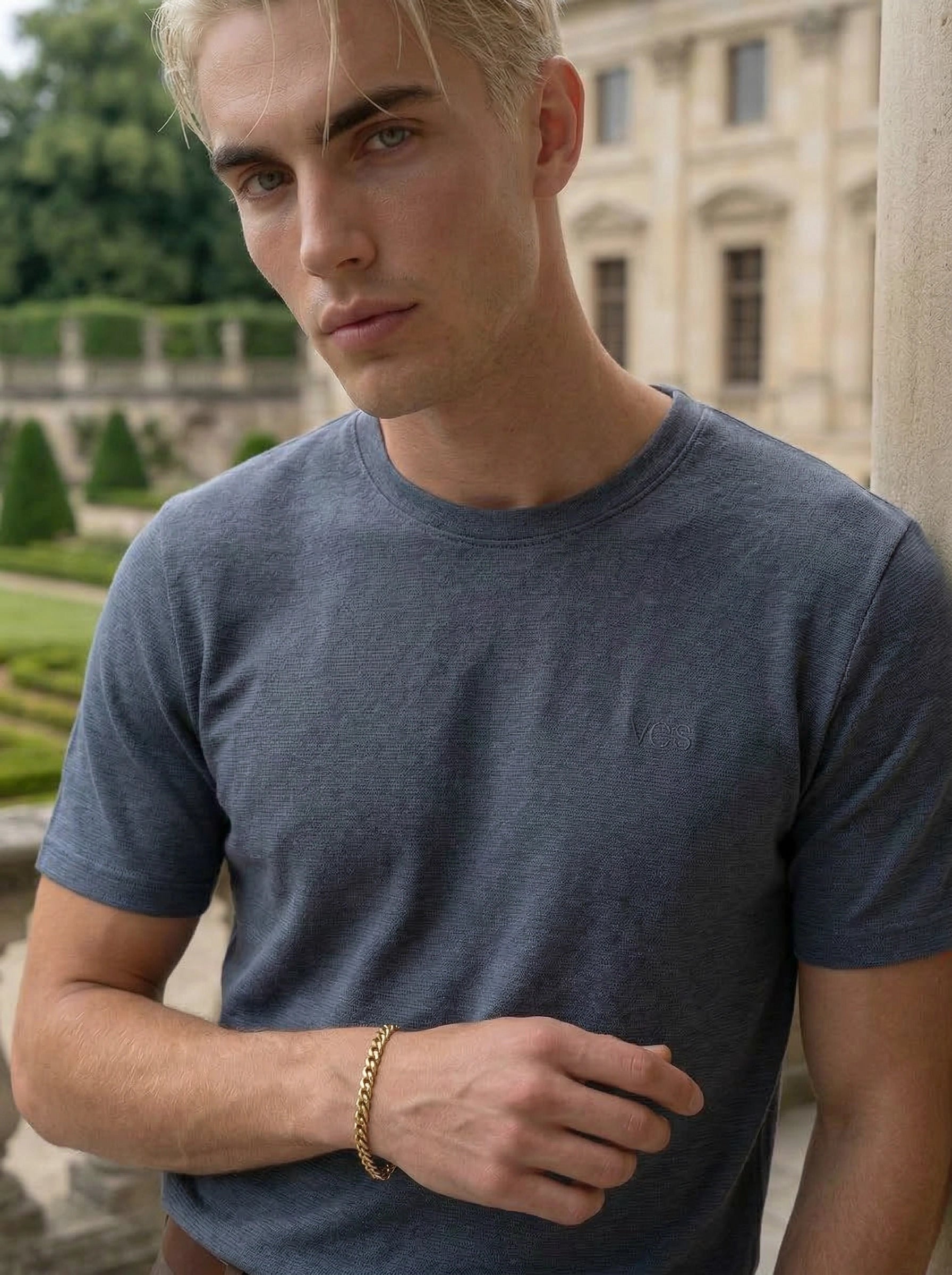 Men’s Textured Crew Neck T-Shirt